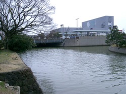 北公園橋（京橋川）