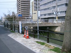 栄橋（京橋川）